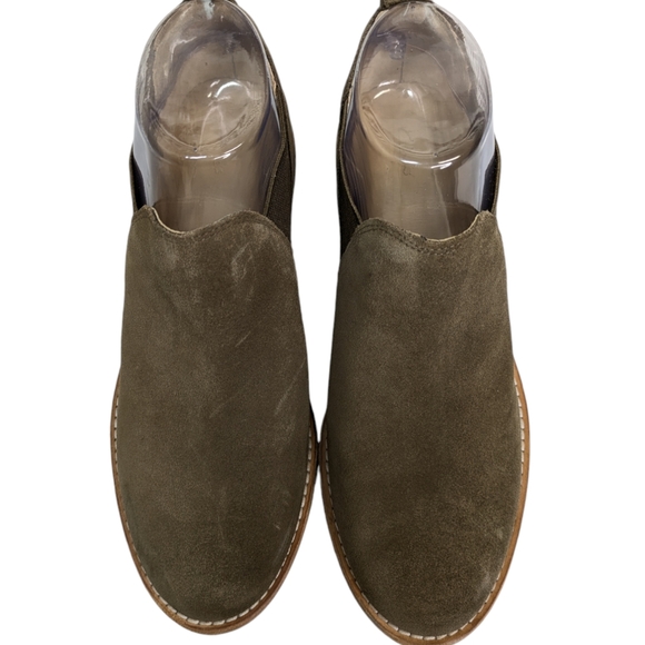 NEW Clarks Edenvale Page Suede Slip On Chelsea booties. Says 8 fits like 7.5 - Picture 6 of 12